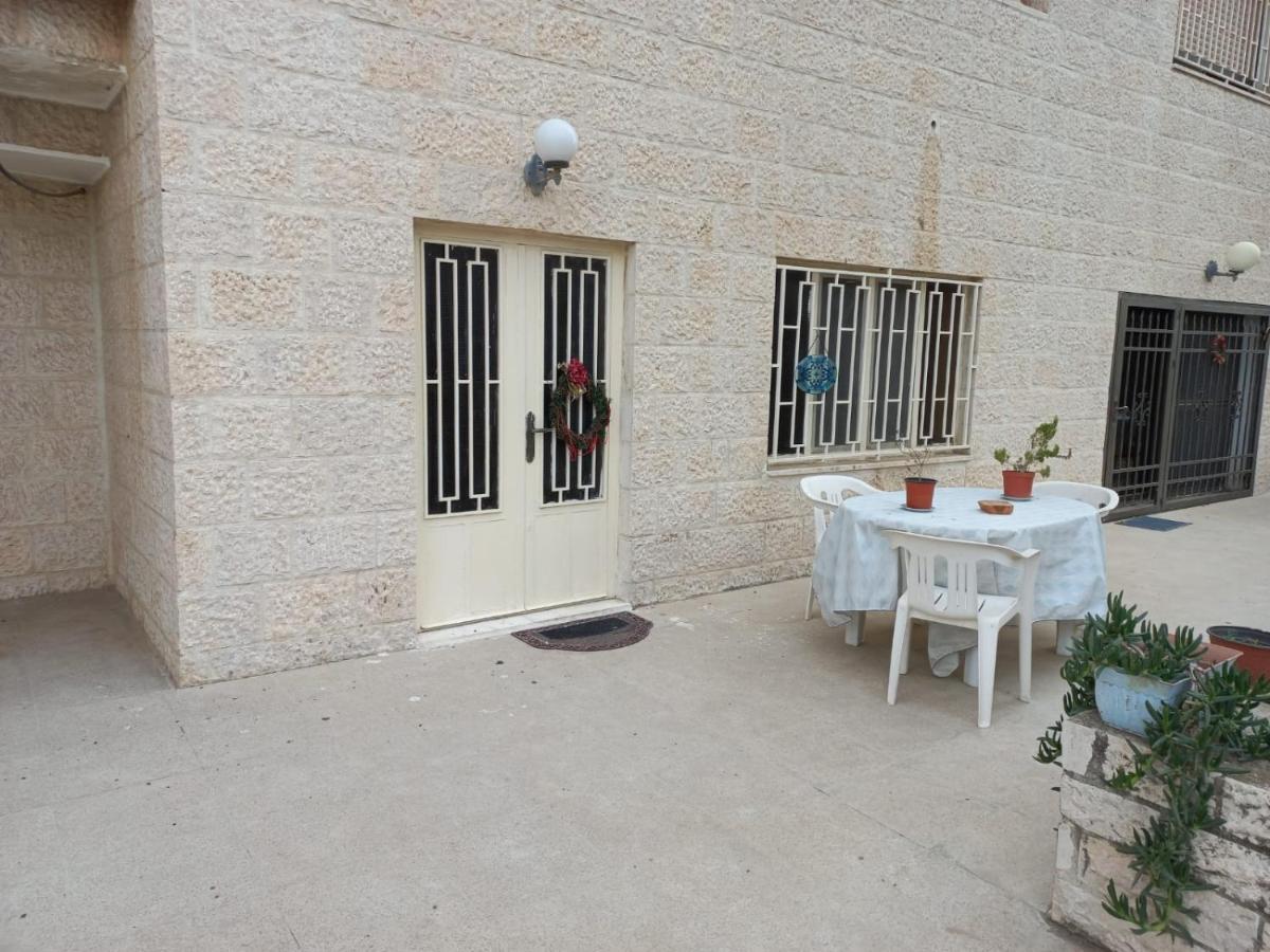 Karrain Villa - Vintage Soul - International Guests-Non-Jordanian Madaba Bagian luar foto